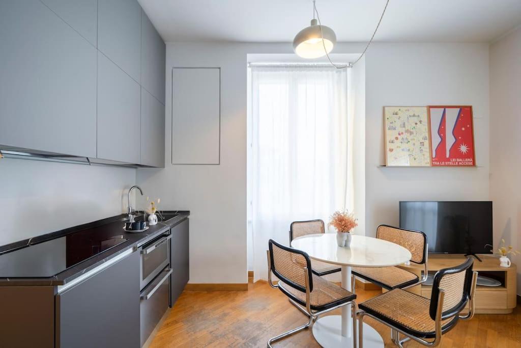 Ticinese Apartment, Milan